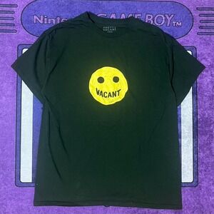 Large dark green pretty vacant brand cool center logo tshirt, pretty fire tee